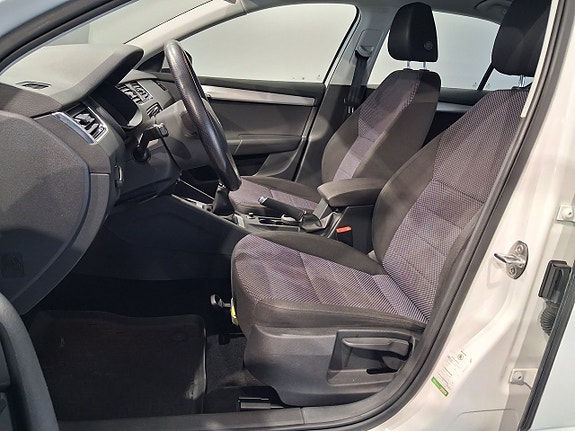 Skoda Octavia 6 of 16