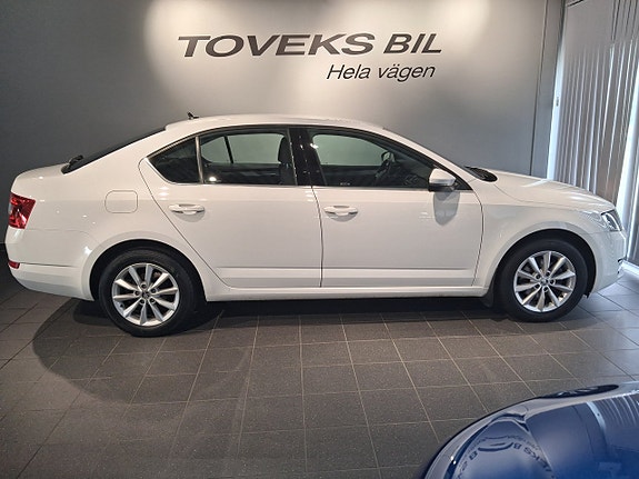 Skoda Octavia 4 of 16