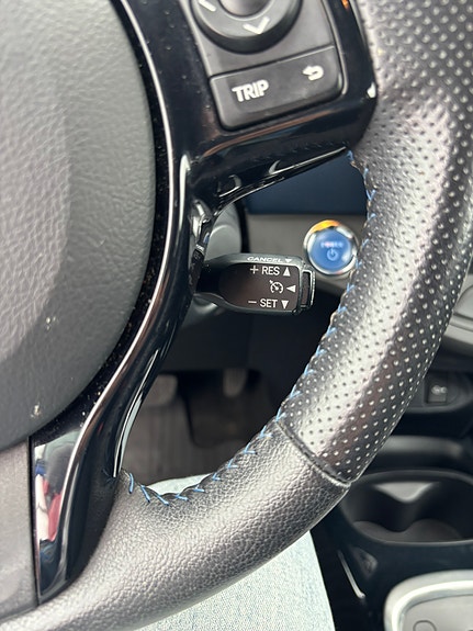 Toyota Yaris 13 of 19