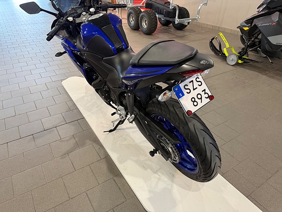 Yamaha YZF-R3 Inkl. Akrapovic 6 of 6