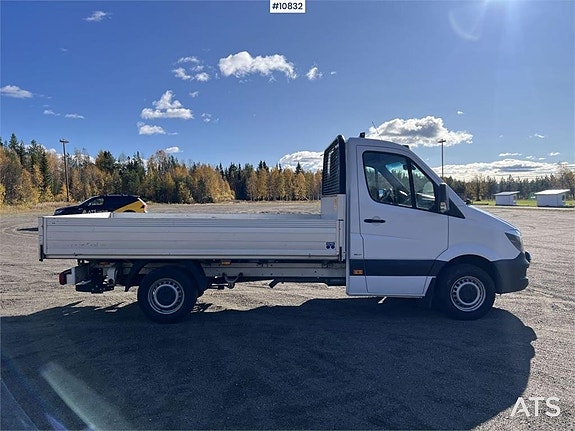Mercedes Benz Sprinter arbetsbil med flak (230,000:- ex moms 7 of 24