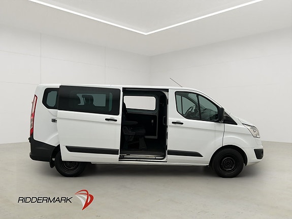 Ford Transit Custom 11 of 30