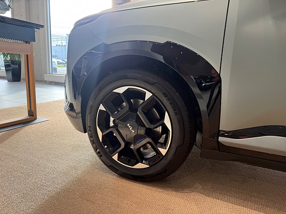 Kia EV5 5 of 14