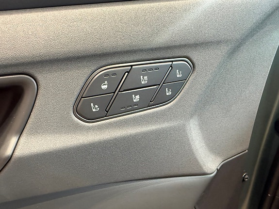 Kia EV5 8 of 14