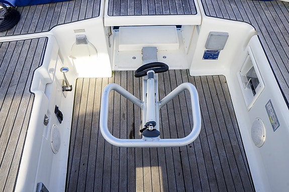 Dufour 325 Grand Large 20 of 24