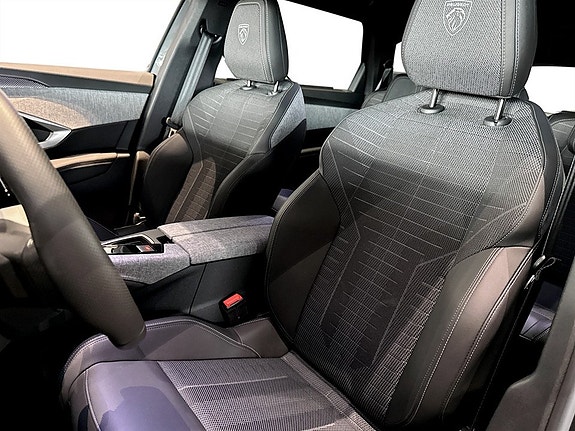 Peugeot 5008 5 of 15