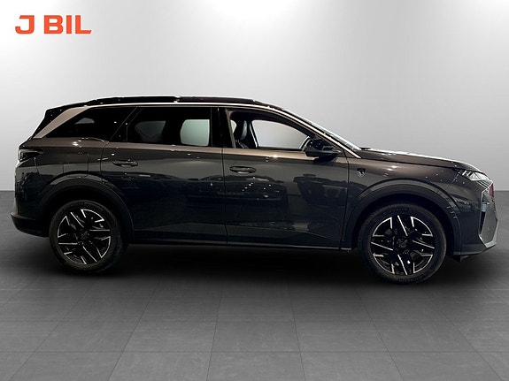 Peugeot 5008 13 of 15