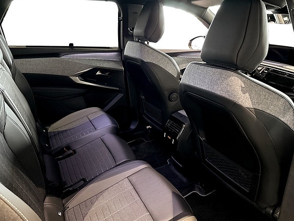 Peugeot 5008 12 of 15