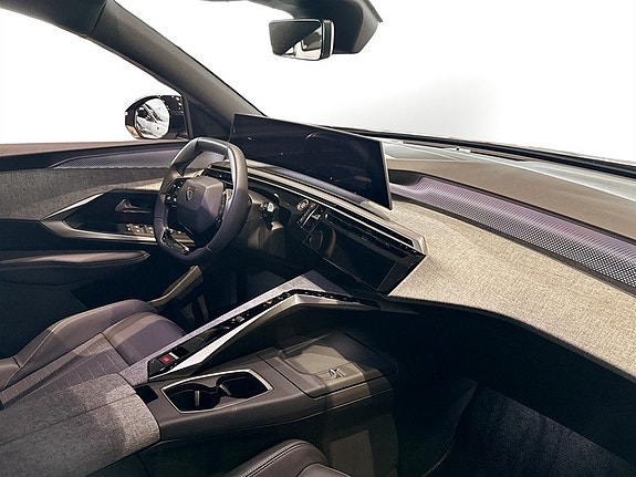 Peugeot 5008 11 of 15