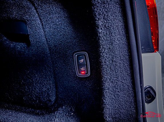 Porsche Cayenne 20 of 30