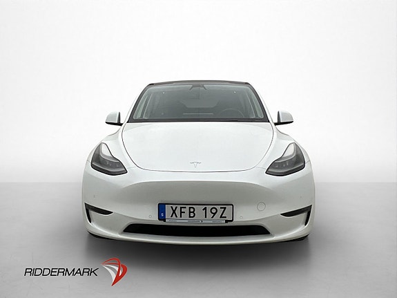 Tesla Model Y 3 of 30