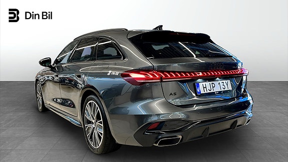 Audi A5 3 of 19