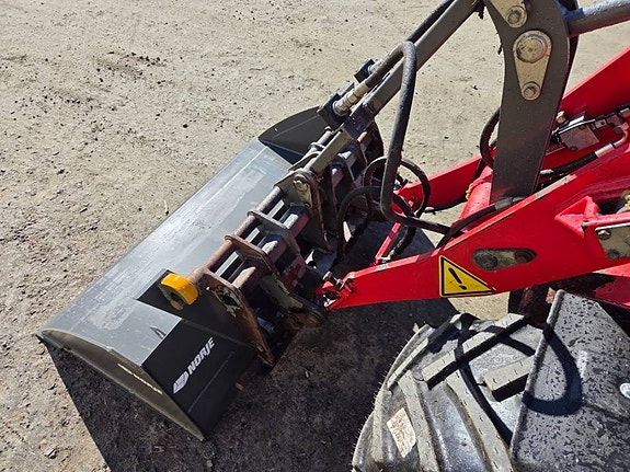 Weidemann 1350CX45 5 of 10