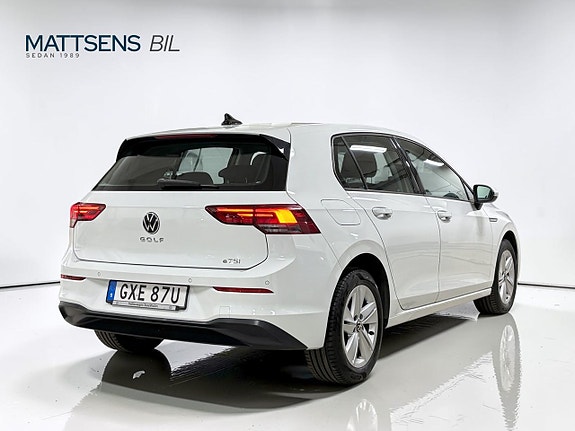 Volkswagen Golf I 21 of 24