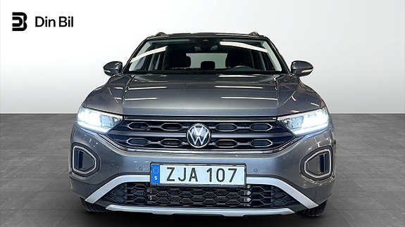 Volkswagen T-Roc 4 of 19