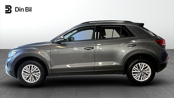 Volkswagen T-Roc 2 of 19