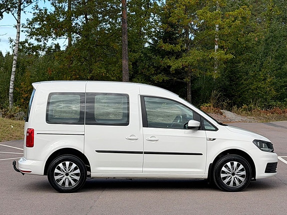 Volkswagen Caddy 9 of 21