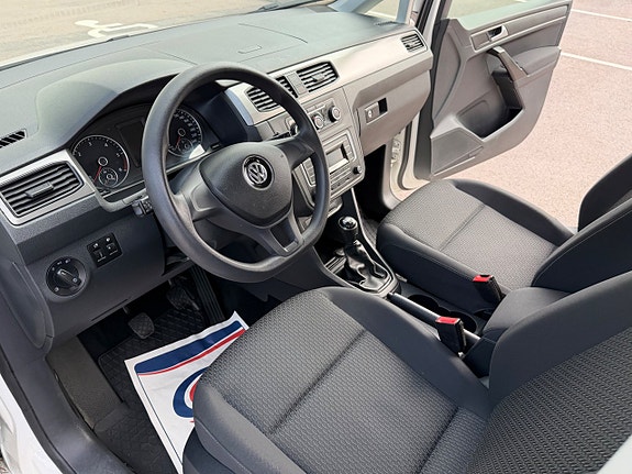 Volkswagen Caddy 12 of 21
