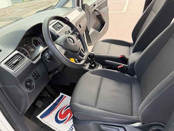 Volkswagen Caddy 11 of 21