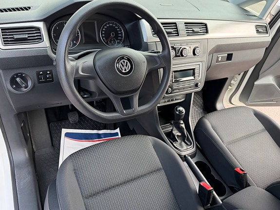 Volkswagen Caddy 13 of 21