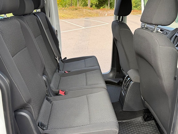 Volkswagen Caddy 16 of 21