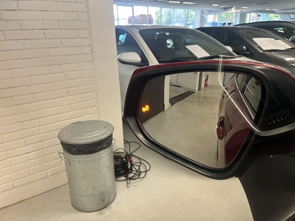 Toyota RAV4 14 of 20