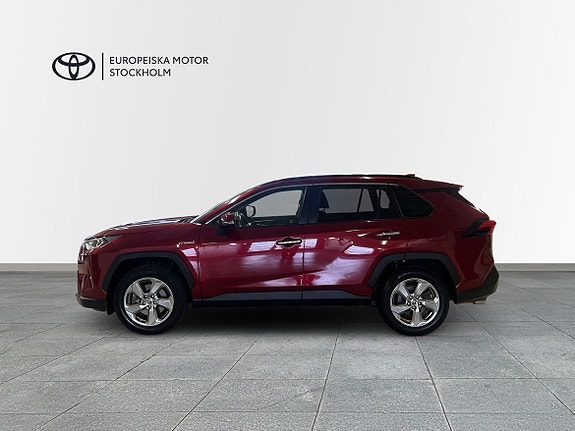 Toyota RAV4 3 of 20