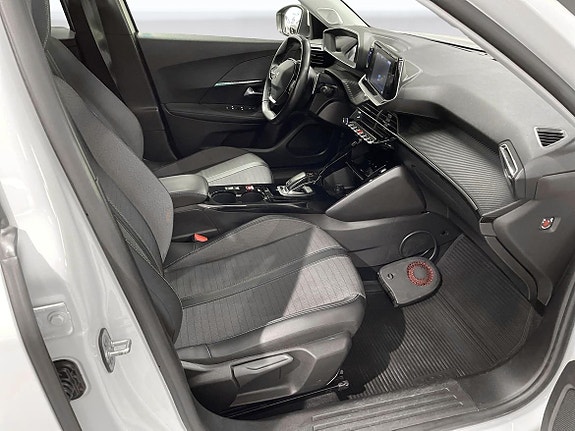 Peugeot 2008 22 of 24