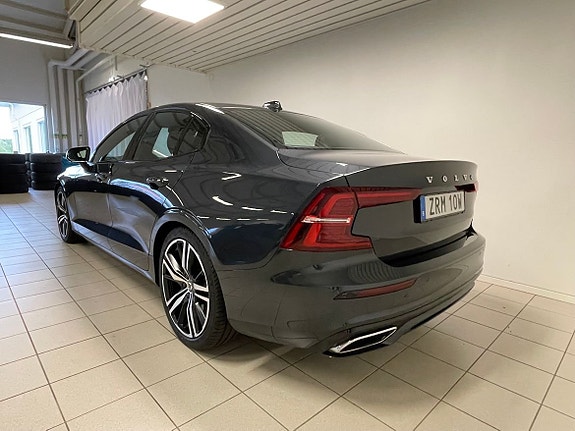 Volvo S60 4 of 7