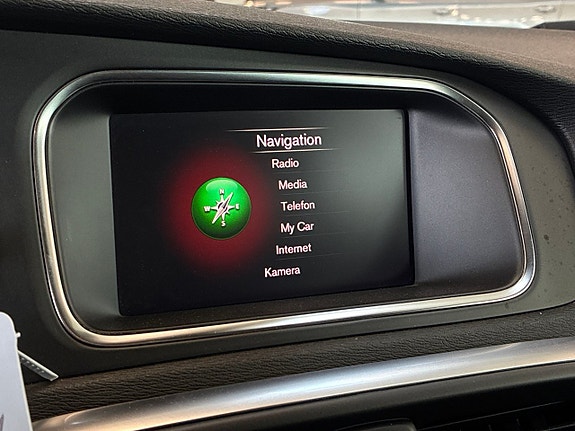 Volvo V40 21 of 23