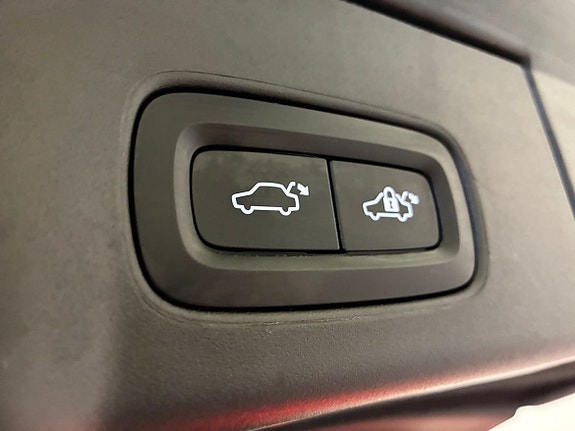 Volvo V90 Cross Country 10 of 21