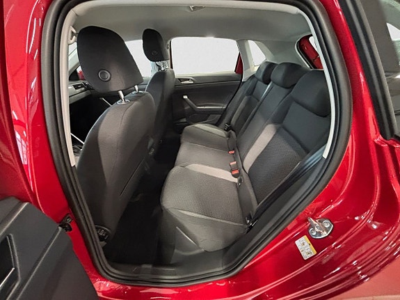 Volkswagen Polo 8 of 9