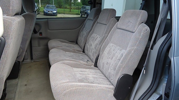 Chevrolet Trans Sport 13 of 18