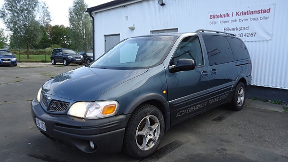Chevrolet Trans Sport 2 of 18