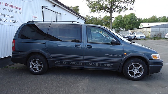 Chevrolet Trans Sport 9 of 18