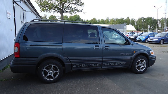 Chevrolet Trans Sport 8 of 18