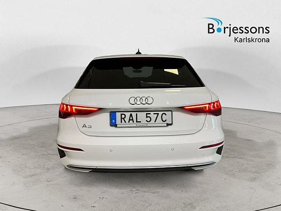 Audi A3 4 of 18