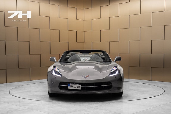Chevrolet Corvette 8 of 22