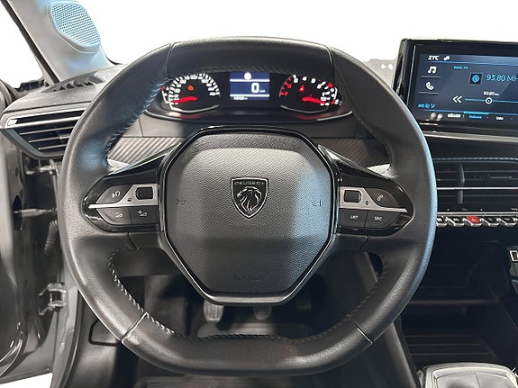 Peugeot 208 12 of 25