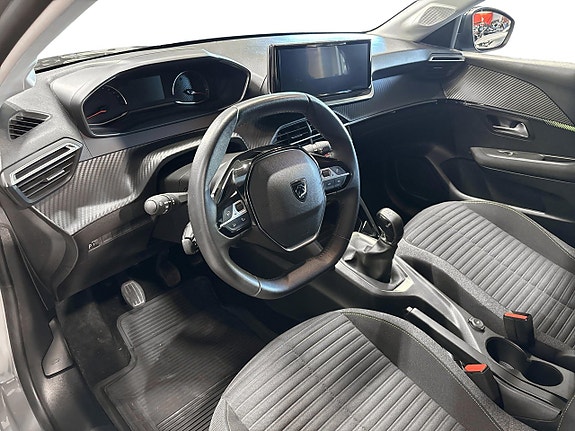 Peugeot 208 8 of 25