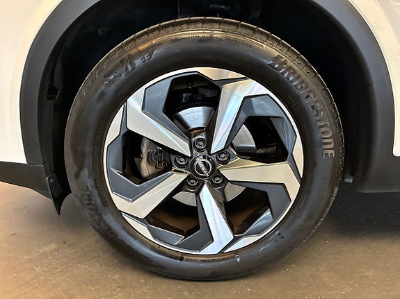 Nissan Qashqai 5 of 17