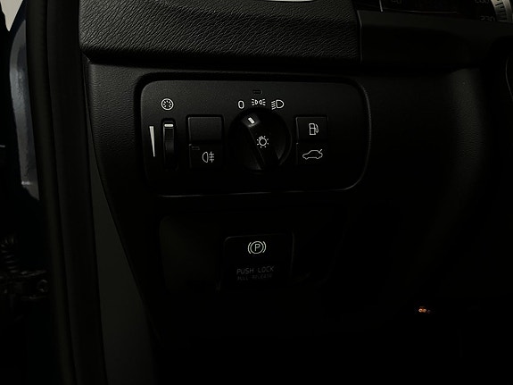 Volvo V60 26 of 28
