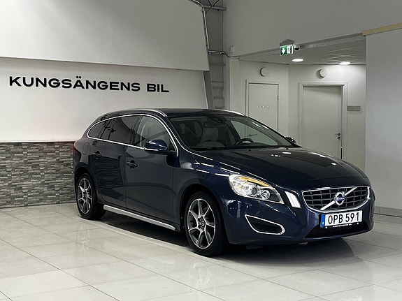 Volvo V60 6 of 28
