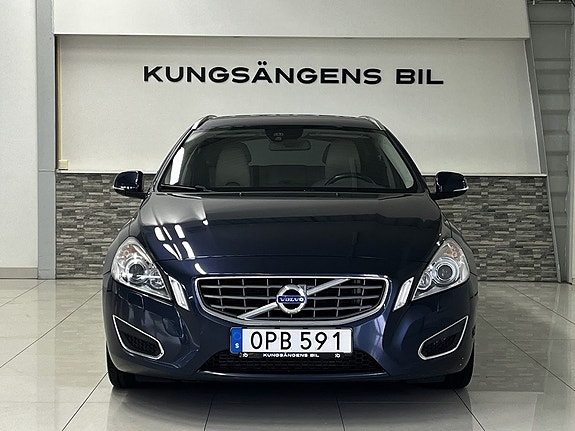 Volvo V60 5 of 28