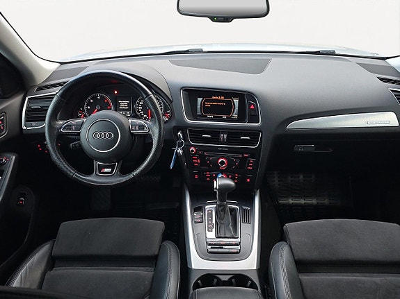 Audi Q5 11 of 17
