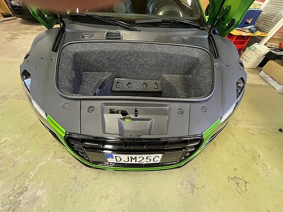Audi R8 10 of 21