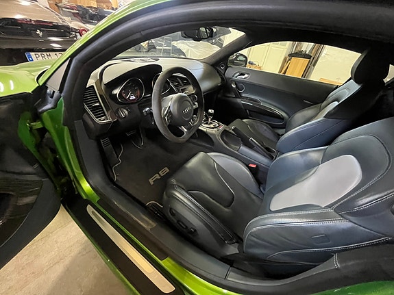 Audi R8 9 of 21