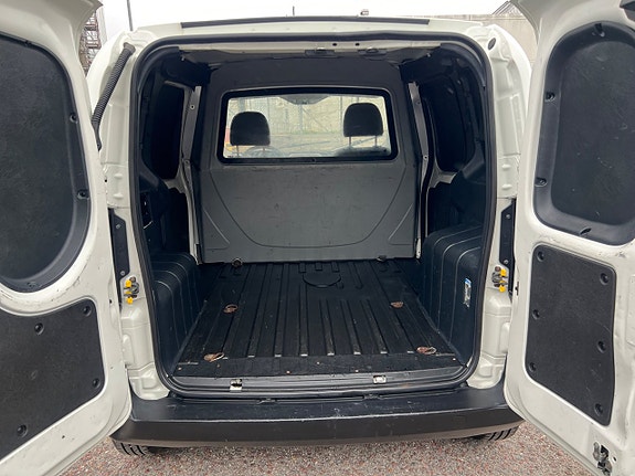 Peugeot Bipper 10 of 17