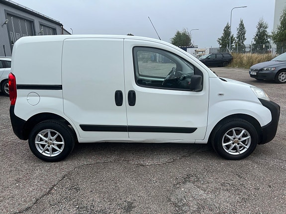 Peugeot Bipper 13 of 17