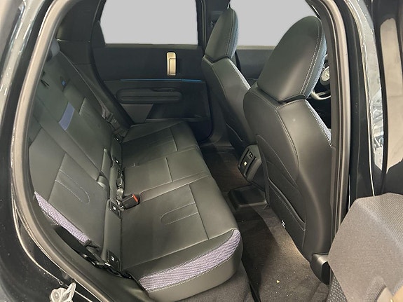MINI Countryman SE 9 of 16